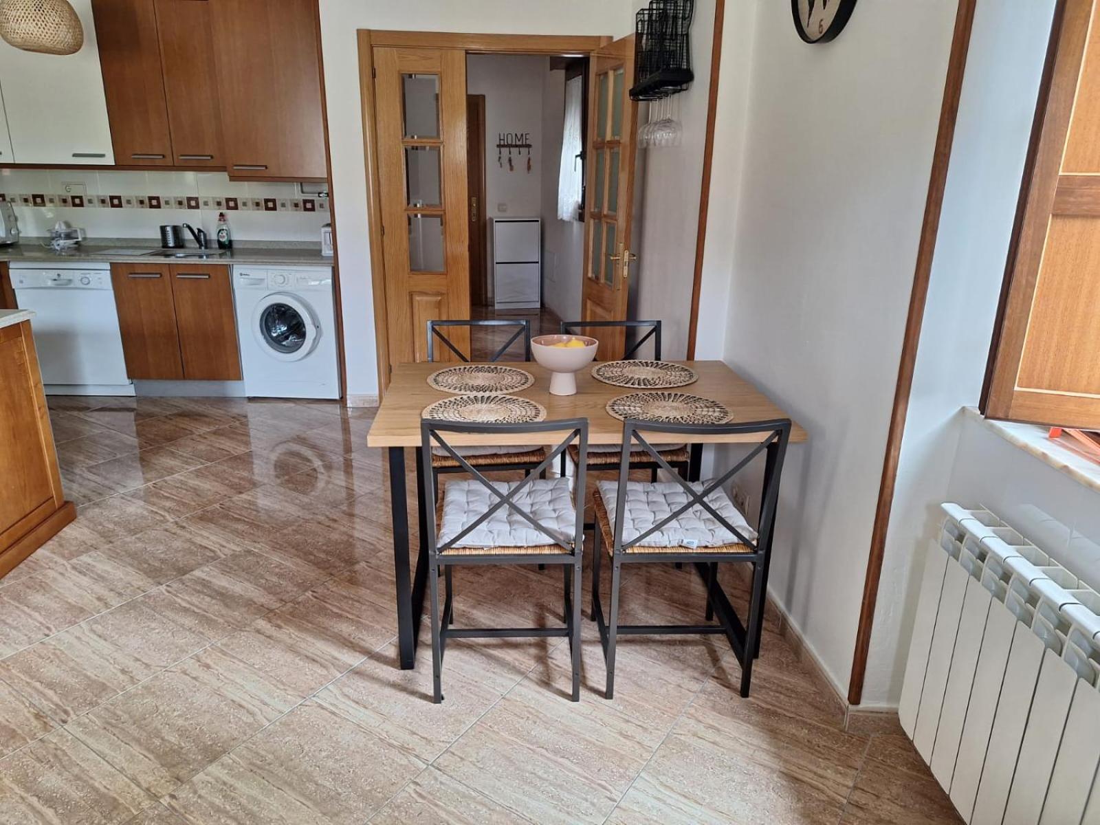 Apartament La Santina Y Su Jardin Avilés Zewnętrze zdjęcie
